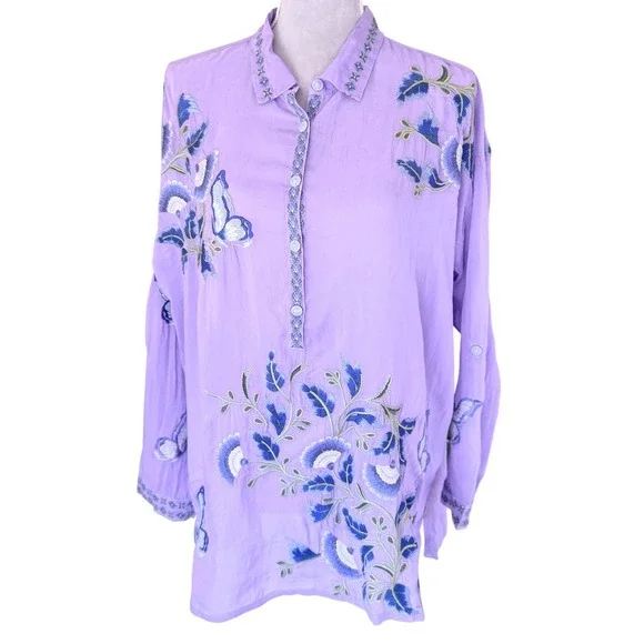 Johnny Was Slim Audrey Tunic Womens Boho M Lavender Embroidered Butterfly Top - Picture 3 of 16